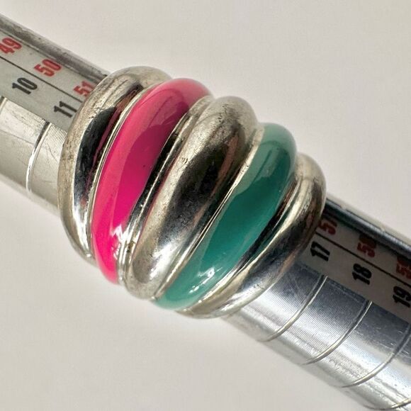 Silver tone pink and green ring - Picture 3 of 8